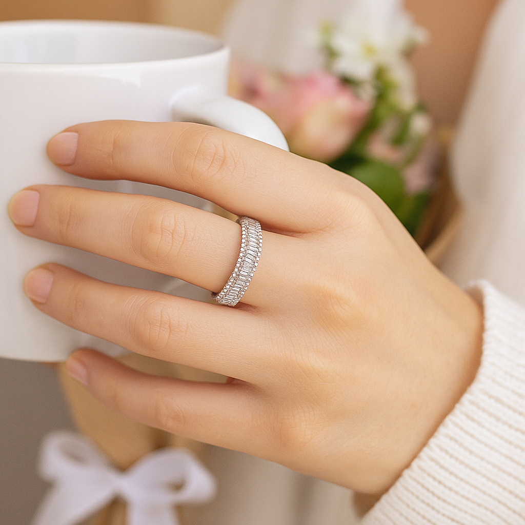 Classic Beaded Edge 925 Silver Ring with Baguette Zircon Stones