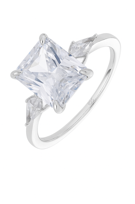 Elegant 925 Silver Princess Cut Solitaire Zircon Ring for Women – Classic Engagement & Party Wear Finger Ring