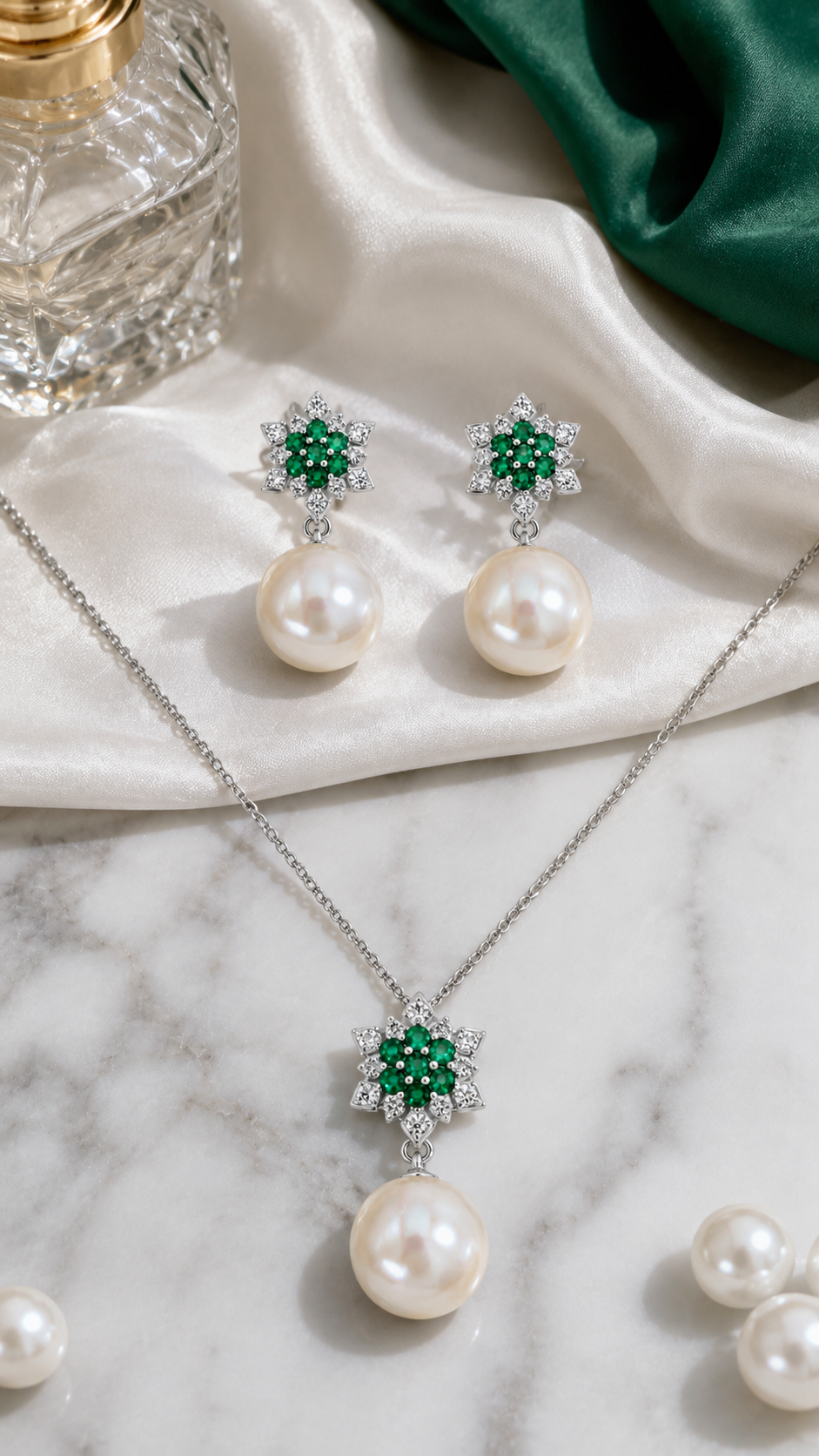 Green Floral Necklace & Earrings Set