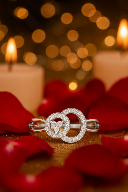 Elegant Interlocking Double Circle Zircon Ring for Women 925 Silver Finish Stylish Daily and Party Wear Finger Ring