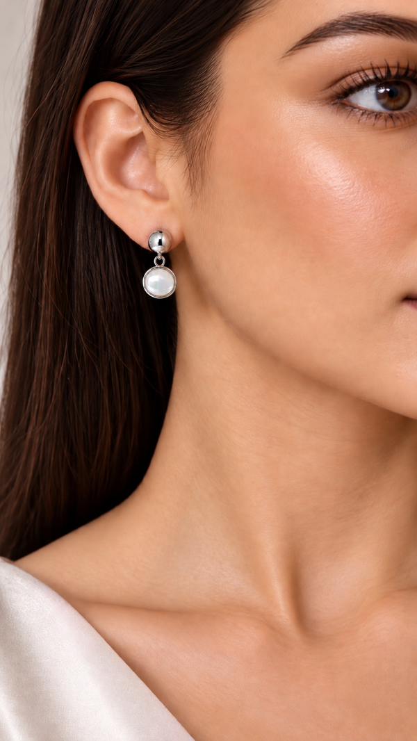 Silver Oval Earrings - Aaryahi Silver jewellery product photo