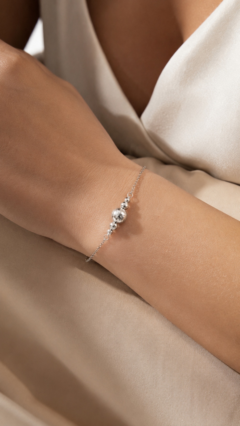 Faceted Bead Ball Bracelet