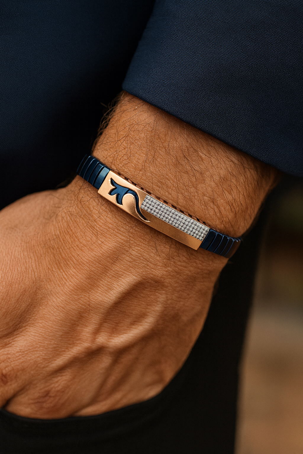 Modern Arrow Gents Bracelet Blue & Rose Gold with Diamond Look Strip