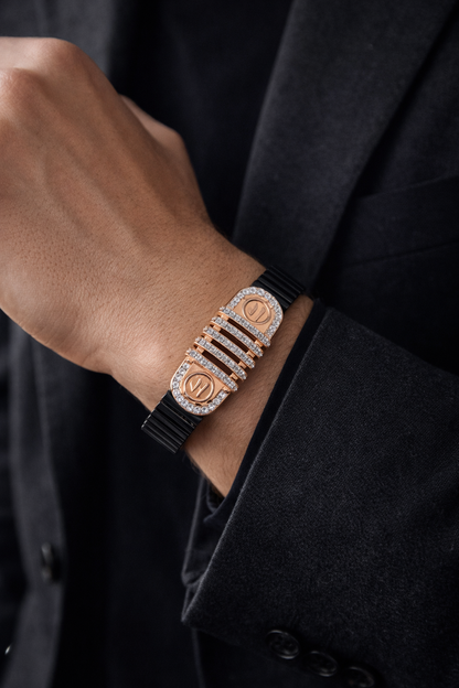 Nocturne Elite Bracelet in Black Enamel with Diamond Crest