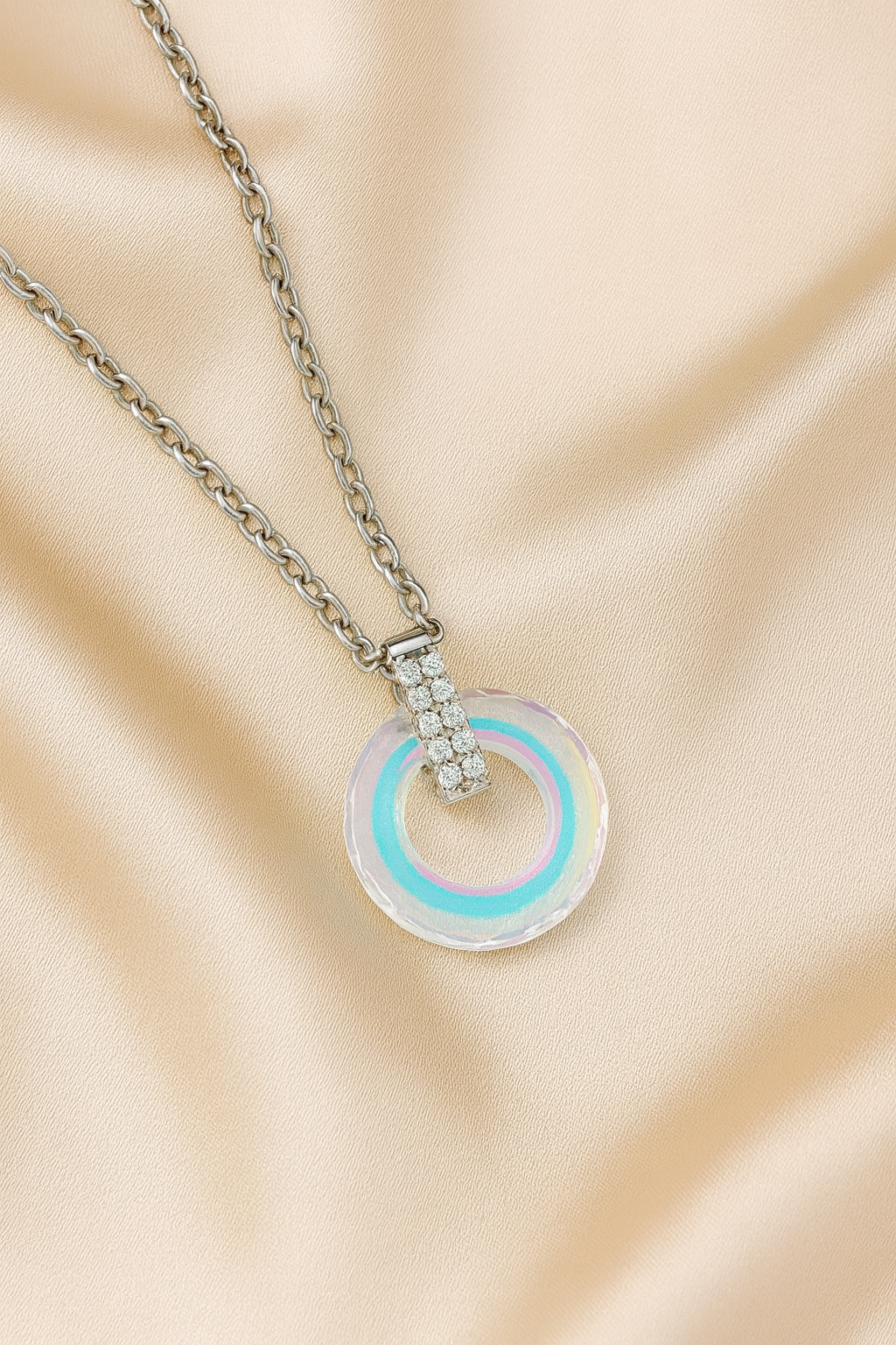 925 Silver Rainbow Crystal Circle Pendant Necklace for Women – Elegant Sparkling Jewelry