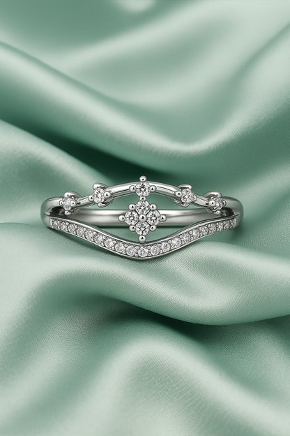 Crown Design Zircon Ring for Women 925 Silver Finish Elegant Princess Style Finger Ring