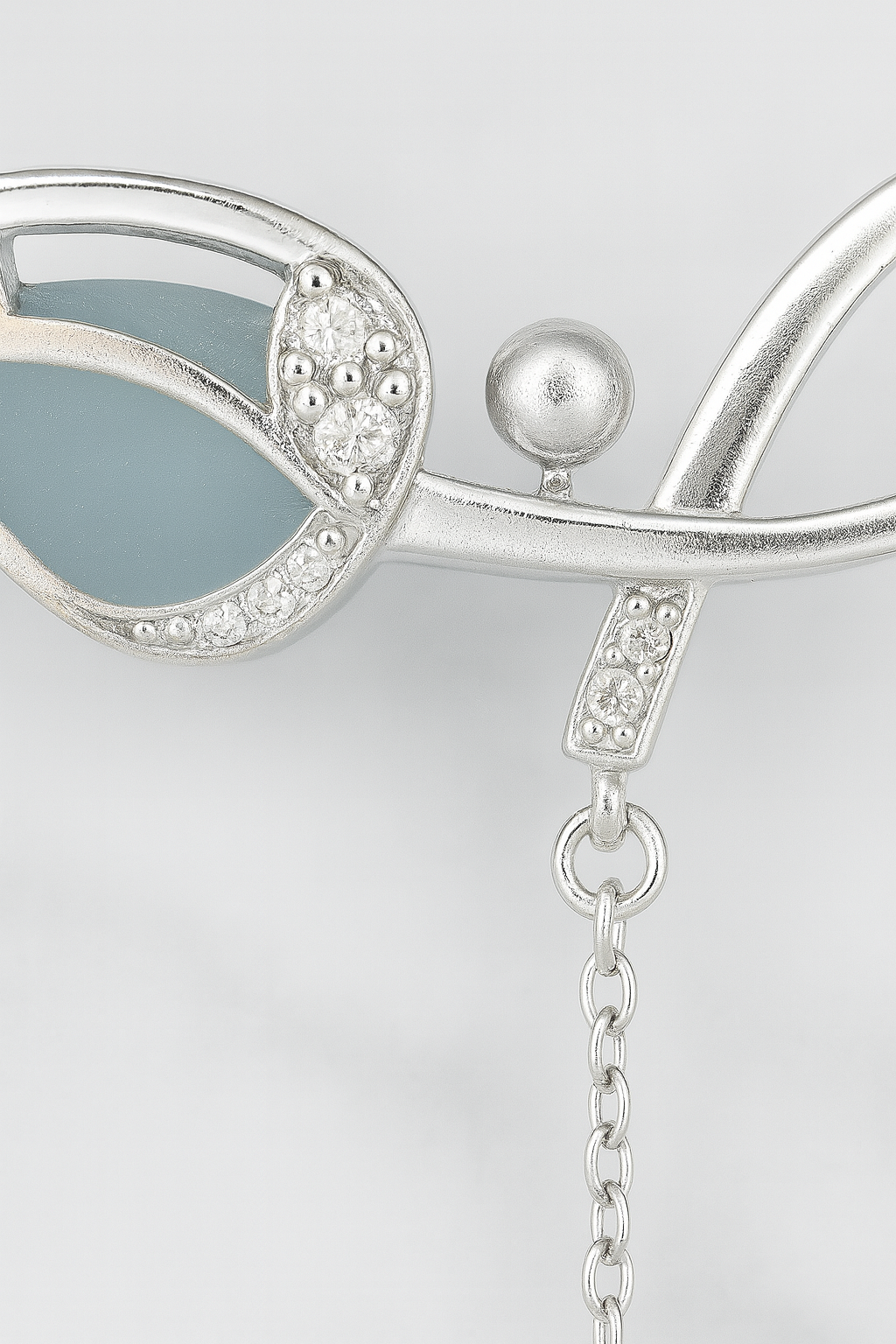 925 Silver Leaf Design Pearl Drop Pendant Necklace for Women – Elegant Enamel & CZ Accent