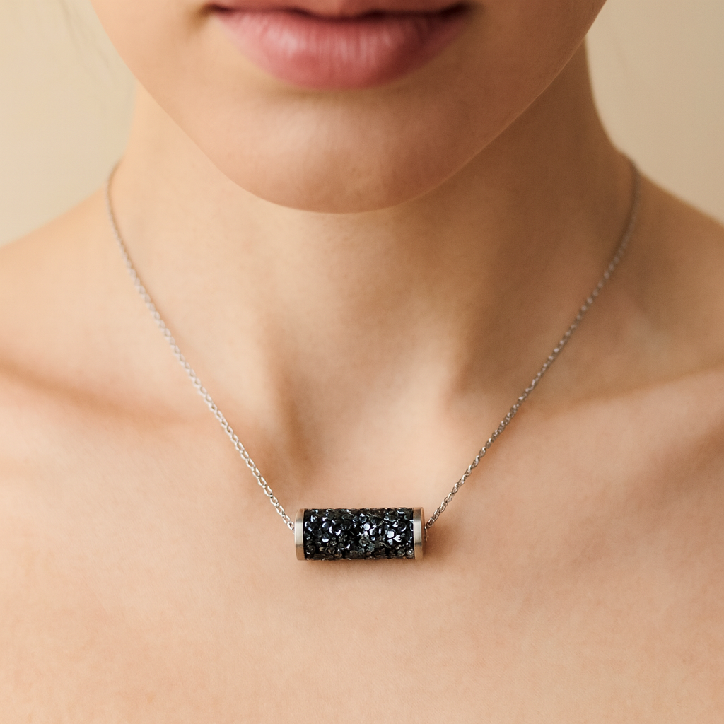 925 Silver Black Crystal Bar Pendant Necklace for Women – Elegant Tube Design with Sparkling Stones