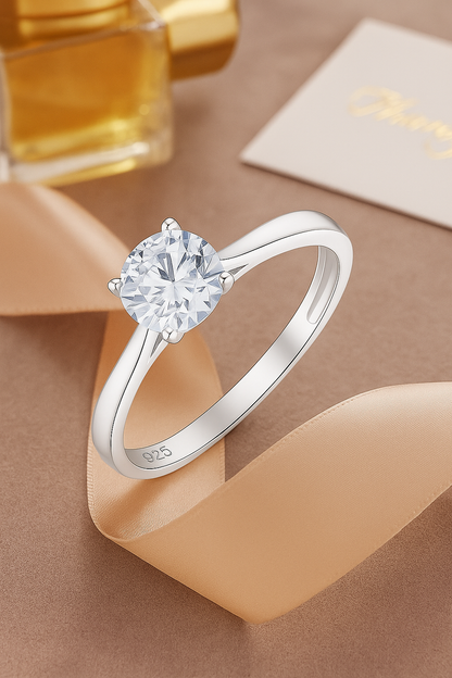 Classic 925 Silver Solitaire Zircon Ring for Women – Elegant Engagement & Everyday Wear Finger Ring