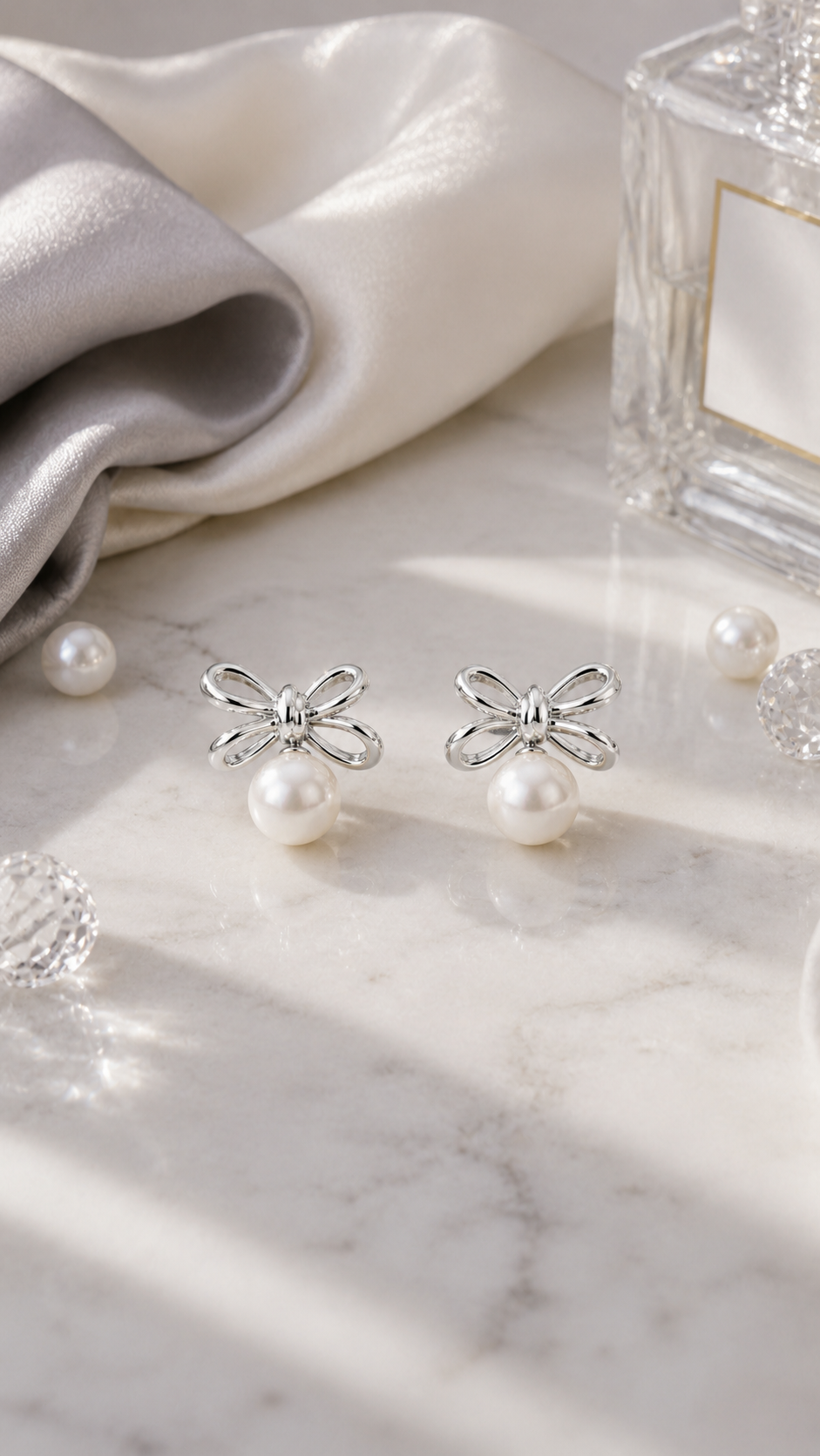 Bow Pearl Earrings