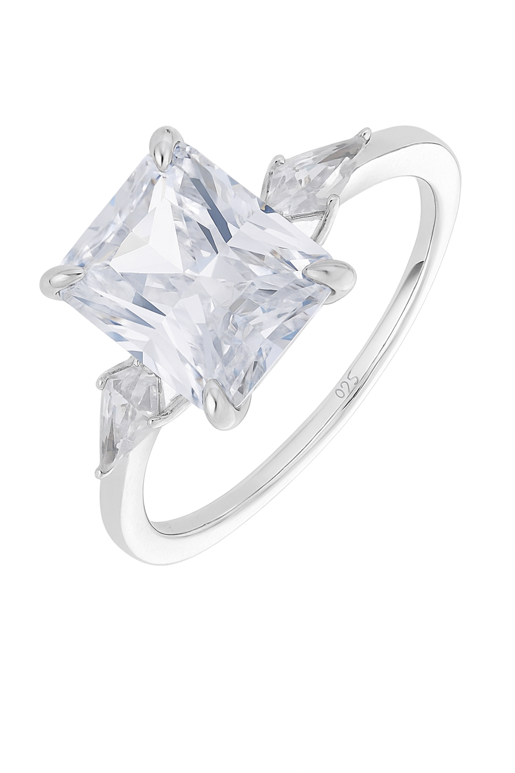 Elegant 925 Silver Princess Cut Solitaire Zircon Ring for Women – Classic Engagement & Party Wear Finger Ring