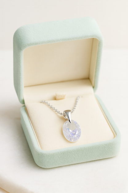 Silver Plated Round Solitaire Pendant Necklace for Women – Elegant Crystal Design