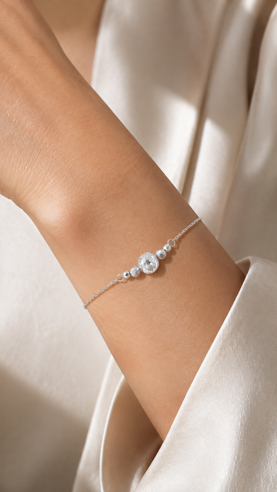 Faceted Bead Ball Bracelet