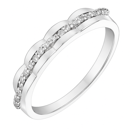 Minimalist Silver Ring with Scalloped Crystal Band