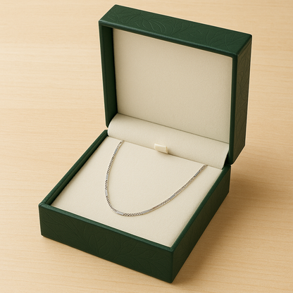 925 Silver Sleek Figaro Chain Necklace for Men & Women – Lightweight Daily Wear Silver Chain