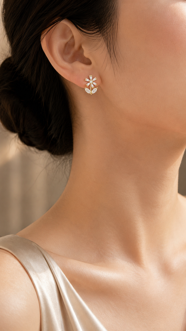 Leaf Earrings - Aaryahi Silver jewellery product photo