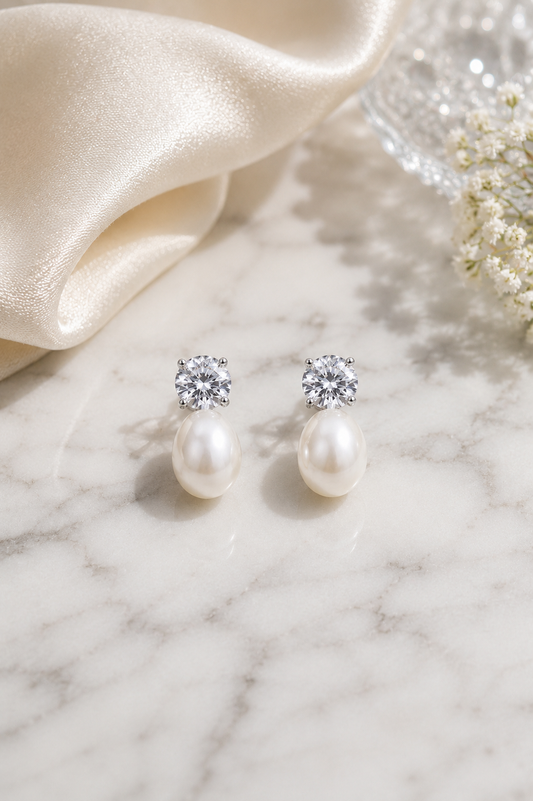 Round & Oval Pearl Earrings
