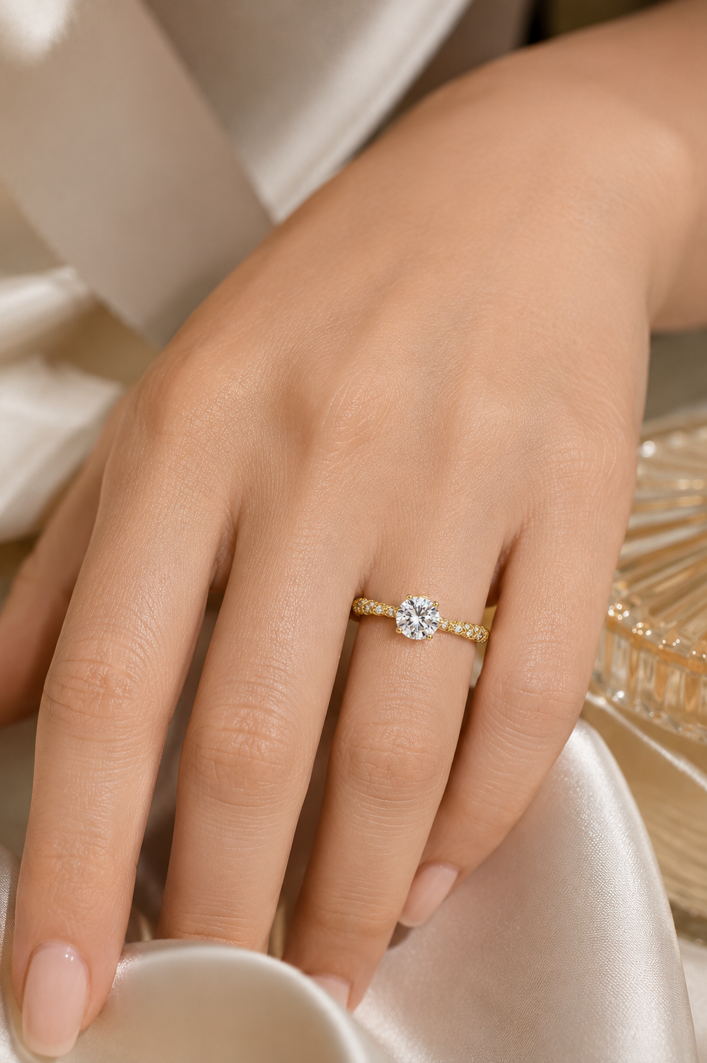 Round Solitaire Filigree Band Ring