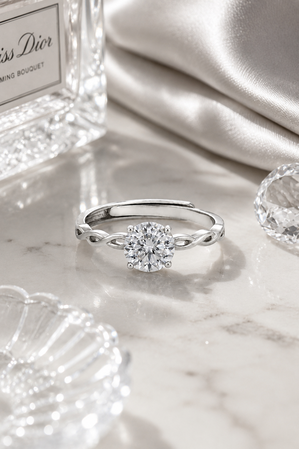Round Solitaire Infinity Twist Ring