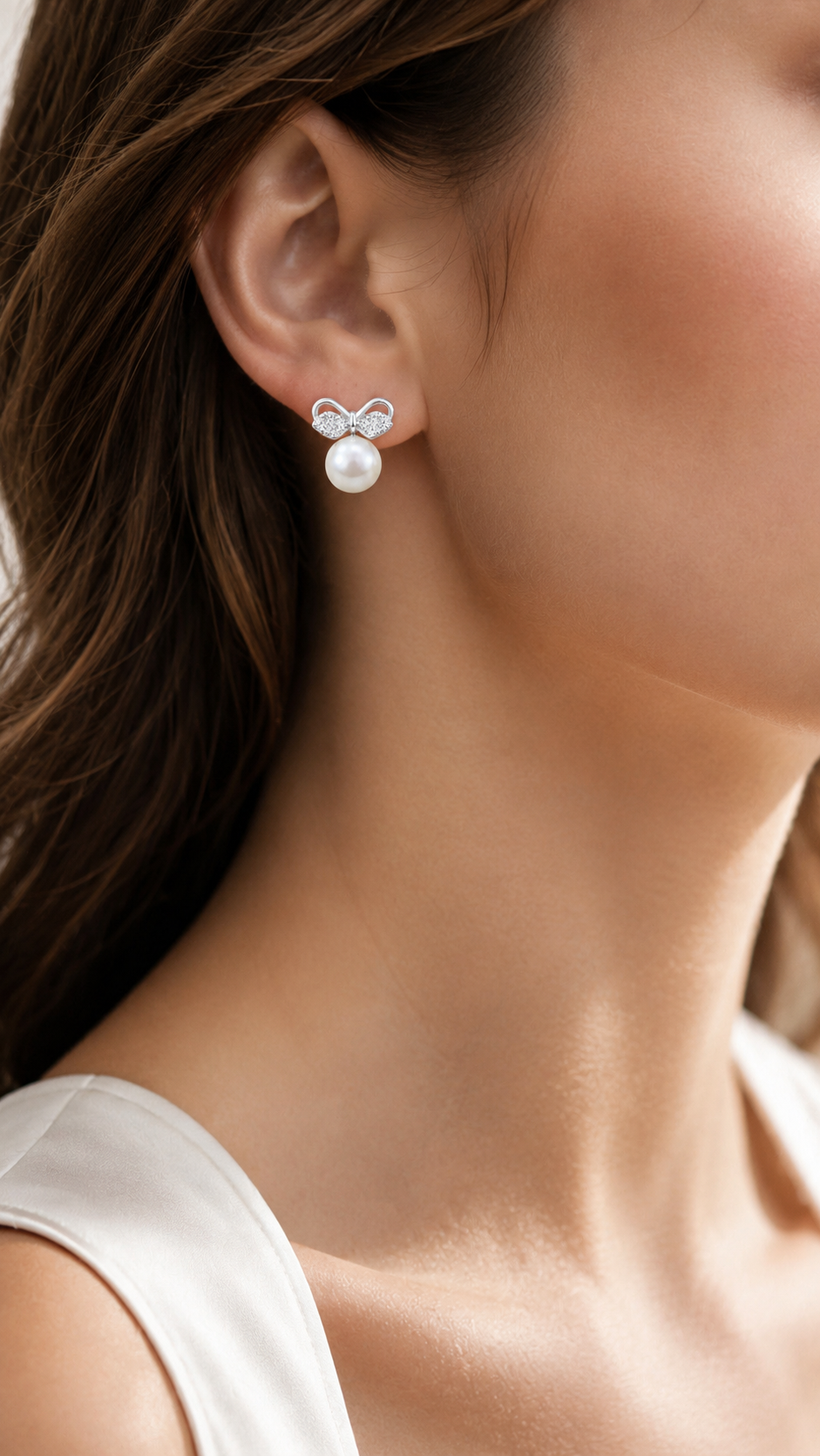 Bow Pearl Earrings