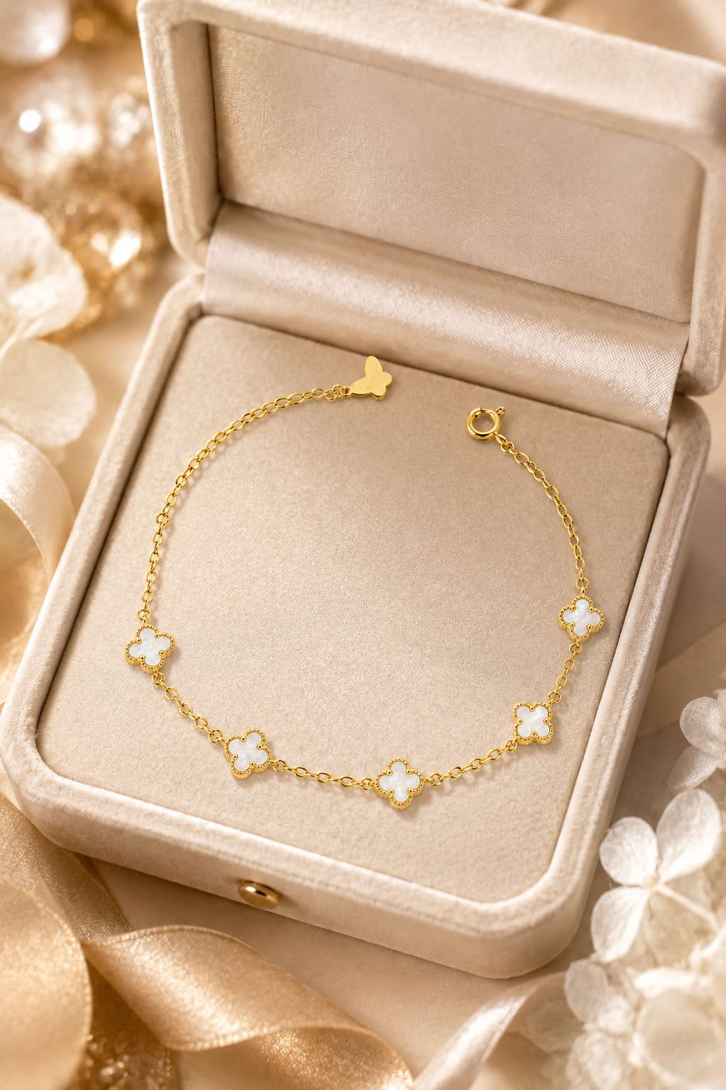 Pearl Five Clover Charm Bracelet