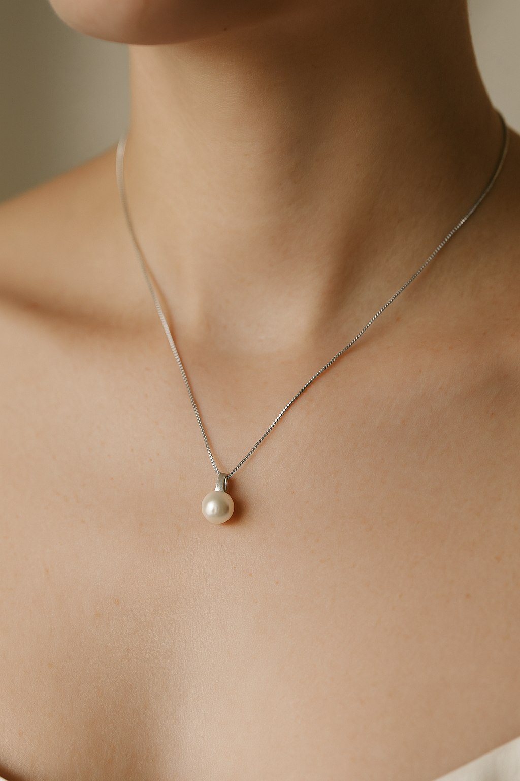 Classic Pearl Pendant Necklace with White Gold Finish